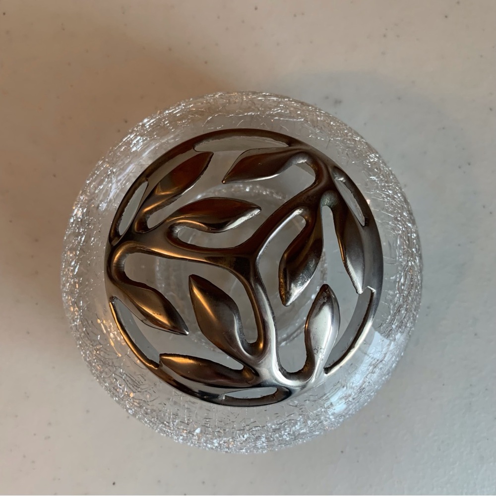 Vintage Pier 1 Clear Crackle Glass Bowl Vase With  Silver Tone Pewter Lid - Picture 6 of 8